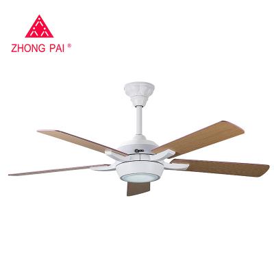 Cina China decorative Luxury Ceiling Fan with Light kit with chandelier in vendita