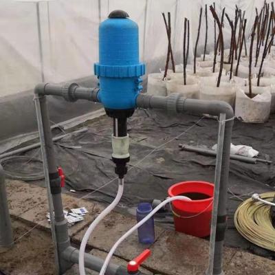 China Plastic Other Farm Irrigation Fertilizer Easy Watering Device , Adjust Liquid Metering Device For Fertilizer for sale