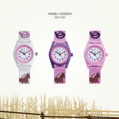 China Water Resistant OEM Kids Alloy Analog Strap Heart Nylon Kids Watch For Girls for sale