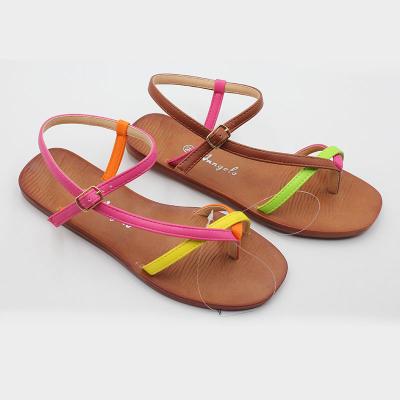 China Fashion Trend 2023 Fashion sandals for women and ladies PVC slippers Anti-Slip flat  Wholesale cheap shoes  flip flops for African shoes for sale