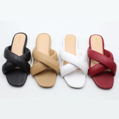 China Fashion Trend Flat Slipper Open Toe Beach Outdoor Slides Sandals For Women Outdoor Fashion Casual Slide European and American flat low heel for sale