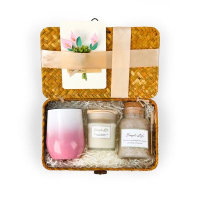 China China A091 Luxury Scented Flower Gift Ideas Valentine's Day Candle Gift Basket Islamic Birthday Mothers Day Set For Girlfriend for sale