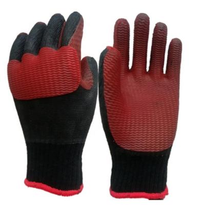 China Abrasion resistant safety glove made of synthetic fibers and natural fibers, palm facing, palm coating and vulcanized rubber fingertips; manipulate with for sale