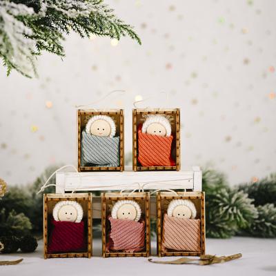 China Christmas Tree Ornament 2020 New Design Wooden Box Doll Pendant Personalized Small Ornaments Christmas Wooden Hanging for sale