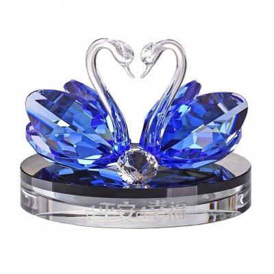 China High Quality Crystal Craft Bottle Swans Car Personal Care Colorful Perfume Bottle For Decoration for sale