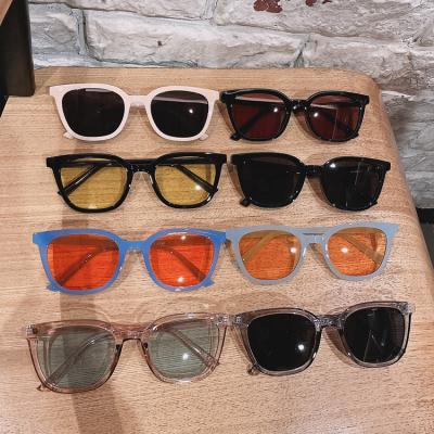 China Fashion Sunglasses 2021 Square Women's Central Institute of Statistics New Arrivals Hot Vintage Fashion Sunglasses Retro Small Frame Sun Glasses for sale