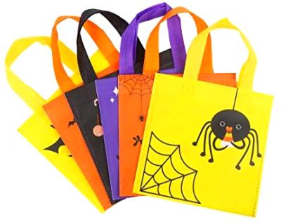 China Durable Muti-color Thick And Strong Gift Bags Custom Hallowmas Cartoon Pattern Paper Gift Bags With Logo for sale