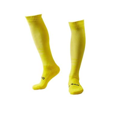 China Antibacterial Wholesale Cotton Terry Padded Custom Logo Mens Soccer Long Football Socks for sale