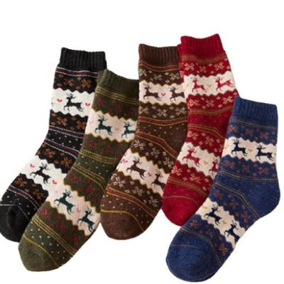 China 5 Pairs Antibacterial Women's Socks Soft Comfortable Warm Women's Christmas Reindeer Socks for sale