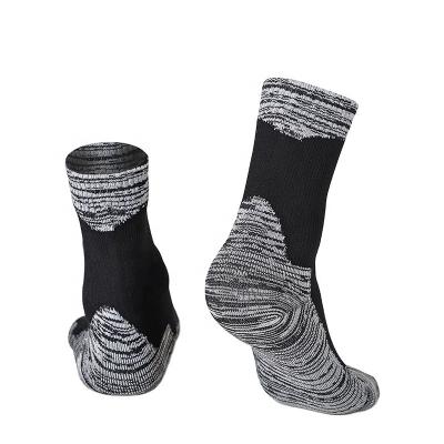 China New Design Sustainable Raising Wading Socks Waterproof Breathable Function Sport Crew Socks Custom Socks for sale