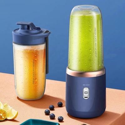 China 400ml Mini Electric Fruit Juicer USB Car Portable Blender 400ml Lemon Fruit Juicing Cup Smoothie Blender Orange Filling Machine for sale