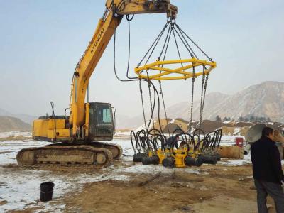 中国 円形の具体的な山の打抜き機のための油圧山のブレーカ 600 - 1800mm の山の直径 販売のため