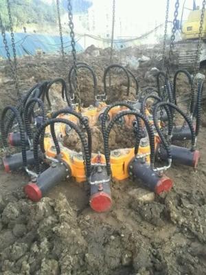 China Pile Cruncher / Hydraulic Concrete Pile breaker , 300mm - 1050mm diameter for sale