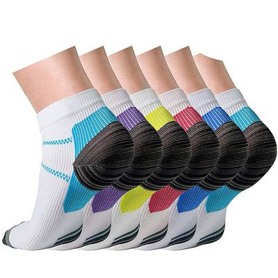 China Breathable Men and Women of Anke Running Low Cut Sports Socks for sale