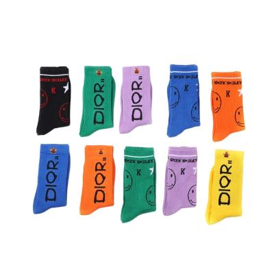 China QUICK DRY OEM custom thongs women's Mid-calf thongs alphabet pattern pure cotton handmade solid color female socks for sale