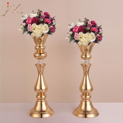 China CLASSIC Gold Flower Stand 45/50 cm Tall Candle Holder Wedding Table Centerpieces Vase Decoration Event Party Road Lead for sale