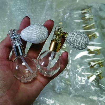 China 15ml 10ml Vintage Cosmetic Perfume Bottle Short Spray Refillable Empty Glass Powder Bottle for sale