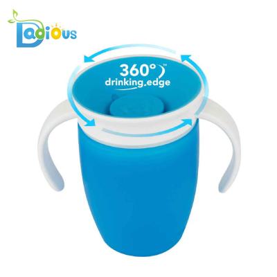 China BPA Free Baby Training Bottle 360 ​​Degree Infant Auto Lock Water Leak Proof Baby Cup for sale