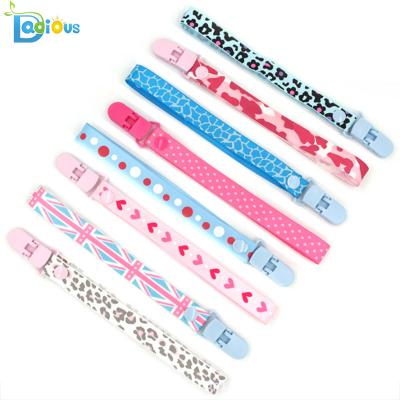 China 100% Eco-friendly Hot Sale Baby Pacifier Clip Pacifier Chain Factory Supplier Baby Pacifier Holders for sale