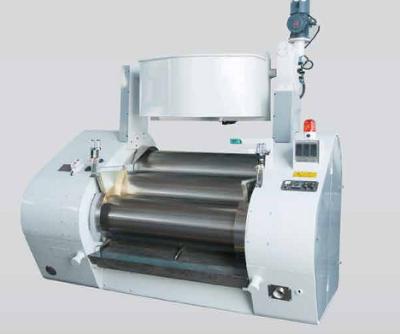 China Hotel Industrial Three Roll Cocoa Powder Milling Machine for sale