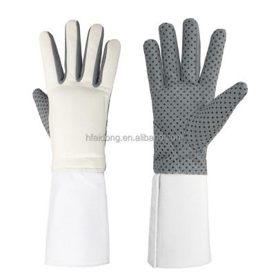 China Best Quality PU Leather Fencing Glove, 3 Weapon Saber/Aluminum/Sword Fencing Glove, Fencing Products and Equipments for sale