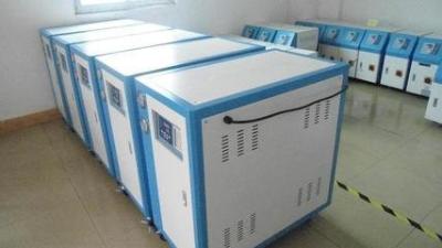 China High Efficiency Water Cooled Water Chiller With Stainless Steel Water Tank for sale