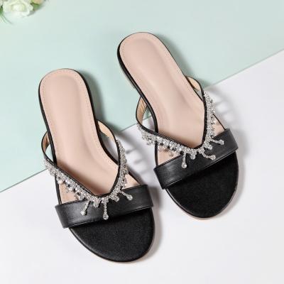 China 2021 durable all-match pearl sandals and slippers with diamonds European and American women's flat sandals for sale