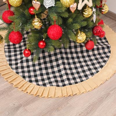 China Fashiontable 48 Inch Buffalo Plaid Christmas Tree Skirt Black and White for sale