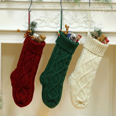 China Fashiontable Christmas Classic Knitted Hanging Stockings For Christmas Decorations for sale