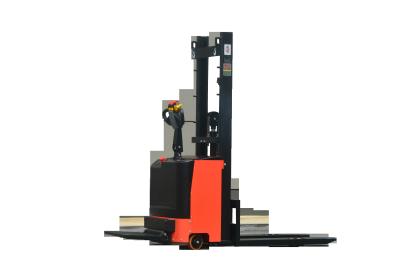 China Standing On Electric Stacker 1-1.5t Lifting Up To 3.6m à venda