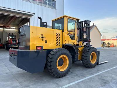 중국 10T Rough Terrain/ Off-road Forklift lifting height 4~6m 판매용