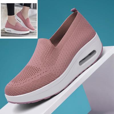 China 2021 Fashion Trend Autumn Sailing Shoes Females Cushion Pink Thick-Soled Walking Sports Shoes For Women for sale