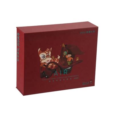 China Custom Recycled Materials Red Color Printed Flip Top Gift Boxes Magnetic Box Packaging For Luxury Goods for sale