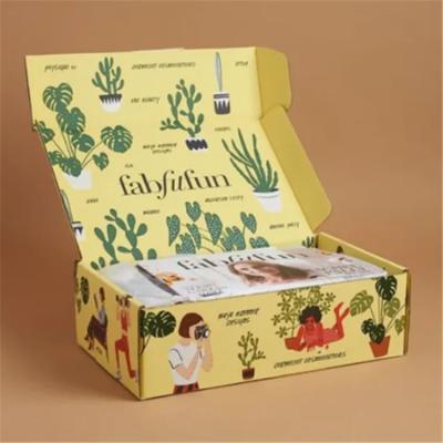 China Recycled Materials Free Design Luxury Feeling Corrugated Black Mailer Box With Gold Foil Stamping Box for sale