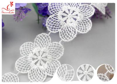 中国 Azo自由な染まるOEKO - TEXのナイロン レースのトリム/テュルの花の刺繍されたメッシュ生地 販売のため