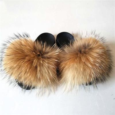 China Factory direct wholesale fur slippers Anti-slippery with logo fur slips raccoon fur slippers and pussy for sale