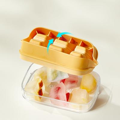 China Mini EE.UU. congelador de plástico cubos de hielo bandeja contenedor con pala en venta