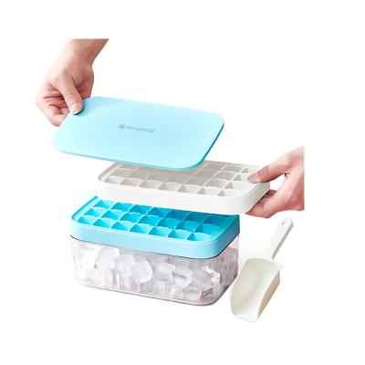 China Premium Silicone Wholesale small Square Ice Cube Mold With Lid and Bin for sale