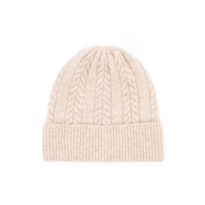 China COMMON Unisex Outdoor Sports White Recycled Plain Winter Beanies Warm Luxury Knitted Hat for sale