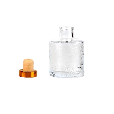 China Modern Luxury Unique Aromatherapy Bottles Perfume Glass Bottle Aromatherapy Oil Bottle for sale