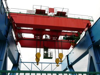 China 52 ton Heavy Duty Double Girder Overhead Crane With Winch Trolley for sale