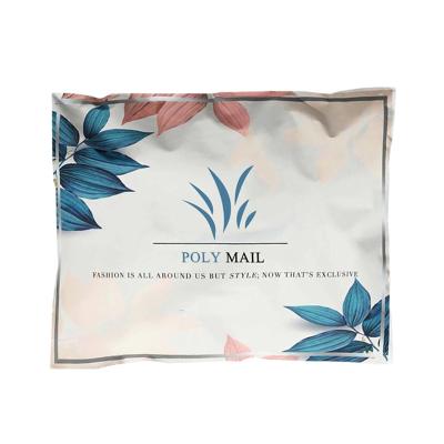 China Custom Made White Biodegradable Clothing Packaging Mailing Mailer Shipping Plastic Courier Wraps Biodegradable Poly Bag for sale