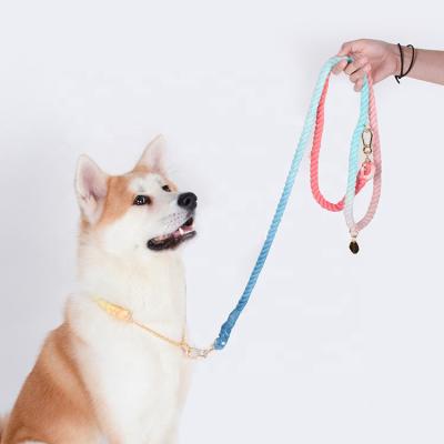 China 100% Organic Braided Cotton Rope Dog Leash Multi Color Multi Color Sustainable Double Head Dog Leash Luxury Organic Braided Walking Leash for sale