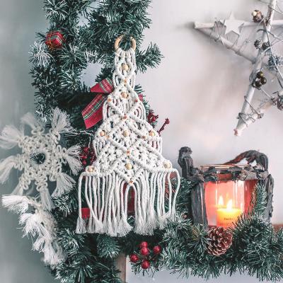 China Cotton Ready to Ship Handmade Cotton Ornaments Macrame Christmas Tree Wall Hanging for sale