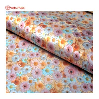 China High Clear Shiny Small Anti-rust Flowers Printing Pattern Cork Fabric For Bags Shoes Te koop