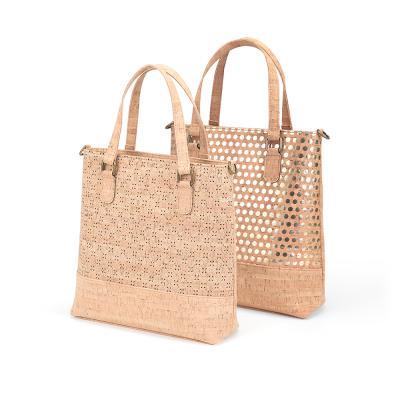 Κίνα Hot Sale High Quality Hollow Out Large Cork Bag Women Shoulder Handbag Natural Tote Vegan Leather Faux Leather προς πώληση