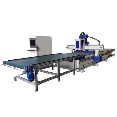 China Hotels Furniture Processing Machinery Wood Furniture Production Line CNC Milling Machine for sale