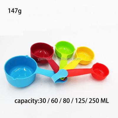 China Sustainable Hot Selling Classic Kitchen Gadgets Tools 5pcs Plastic Measuring Cups And Measuring Cups Set for sale