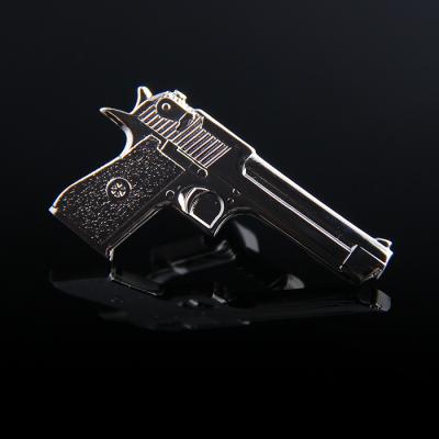 China For Mens Shirts Or Promotions Gifts Wholesale Latest Design Custom Peep 3D Gun Shape Antique Link Clip for sale