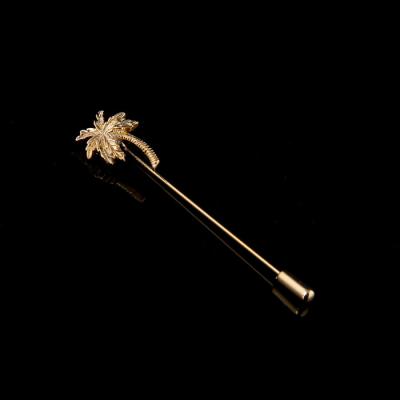 China Europe Wholesale Long Pins Coconut Tree Gold Lapel Pin for sale